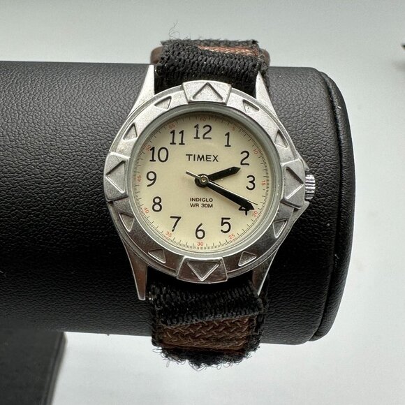 3/$30 Timex Watch Women Silver Beige Dial Nylon Strap Band Water Resistant Works - Picture 1 of 11